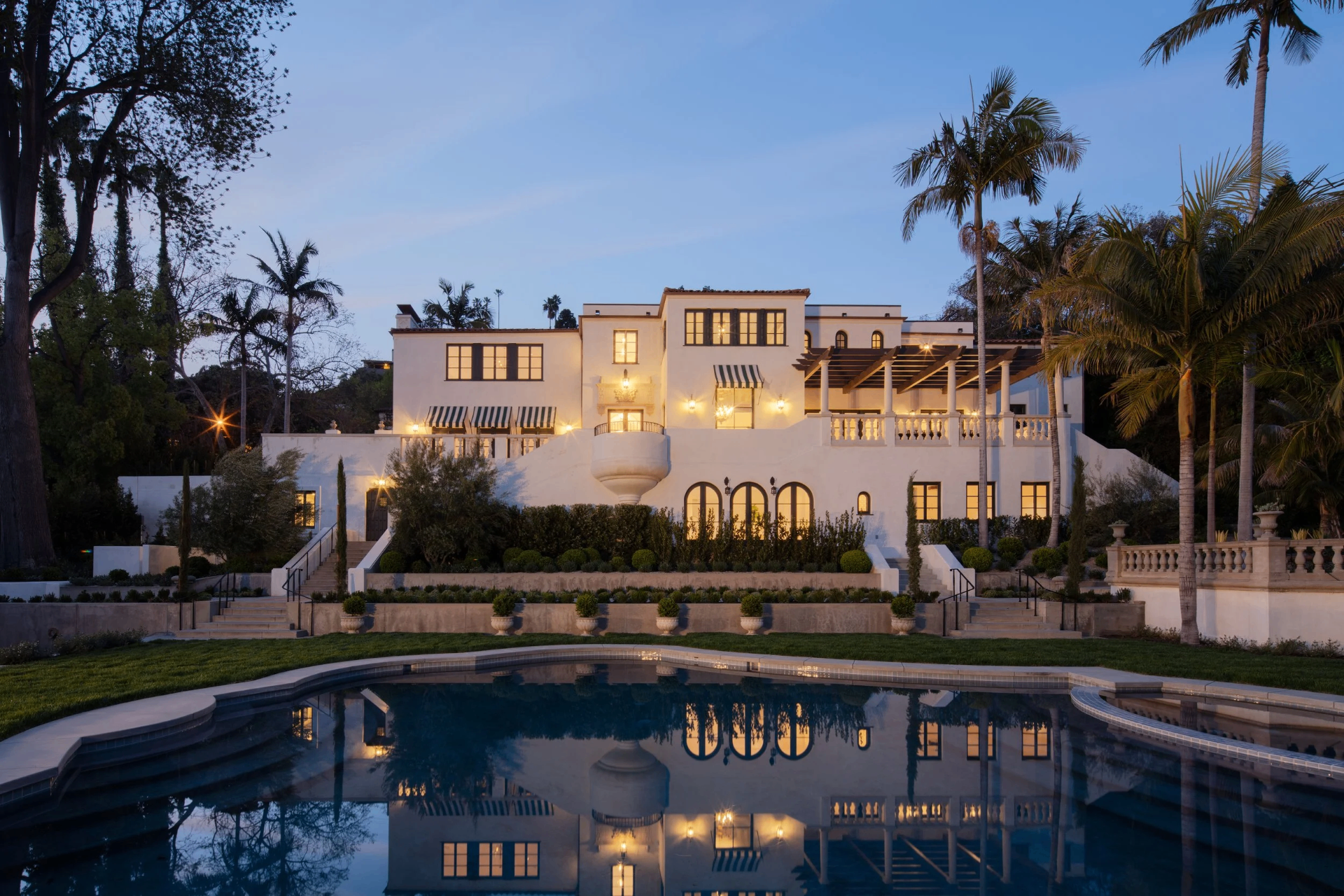 Cromwell Residence